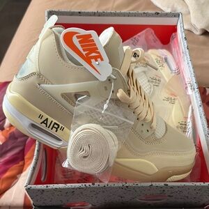 Jordan 4 Off-White Cream Sneakers